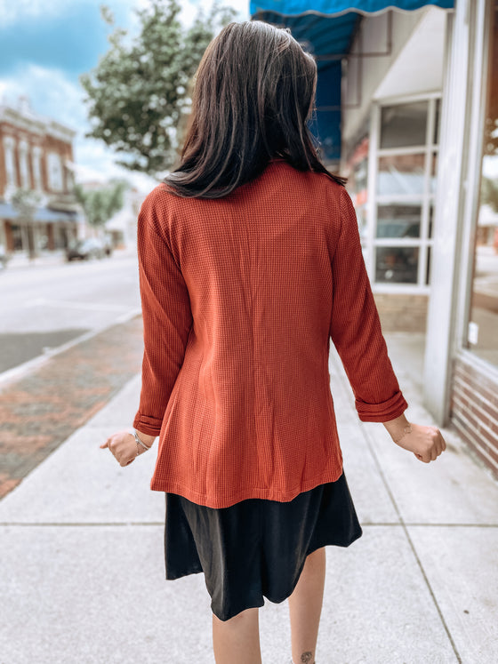 The Tailee Textured Blazer in Deep Red