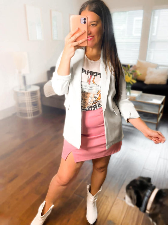 The Anna All-Seasons Mini Skirt in Pink